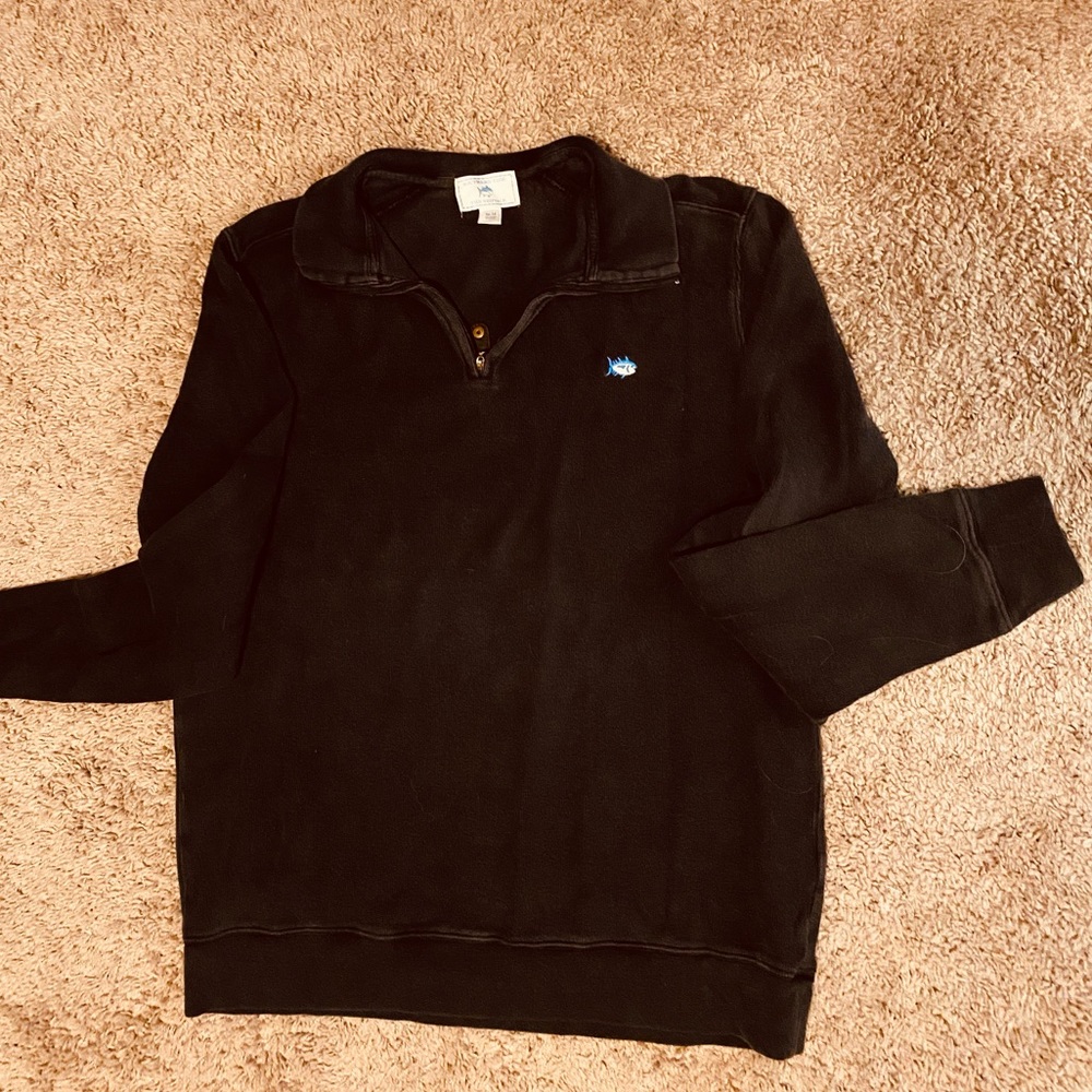 Black southern tide pullover